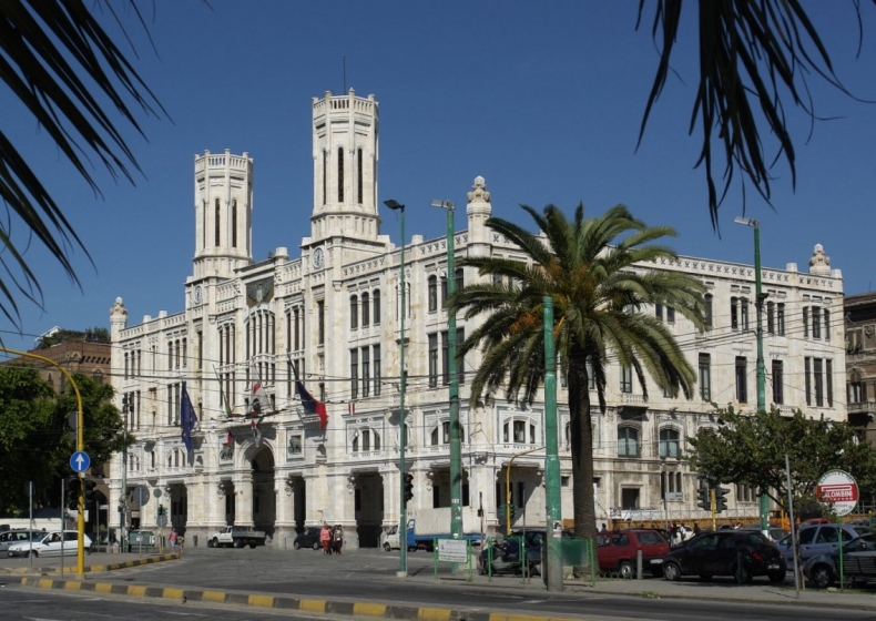 Cagliari-Palazzo.jpg